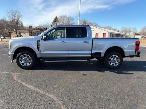 Used 2023 Ford F350 Lariat w/ Tow Technology Package image 2