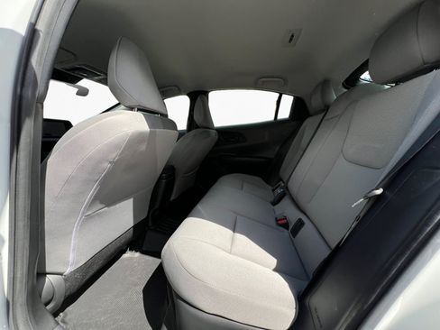 Used 2023 Toyota Prius FWD image 10