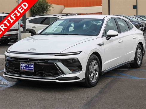 Certified 2025 Hyundai Sonata SE image 3