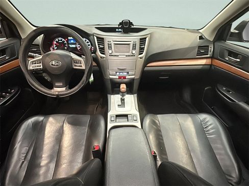 Used 2013 Subaru Outback 2.5i Limited w/ Moonroof Pkg image 16