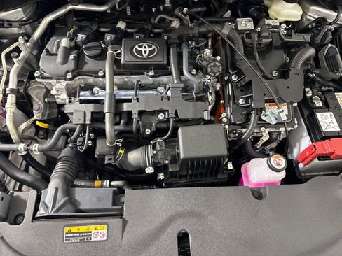 Certified 2026 Toyota Corolla SE AWD/4WD image 40