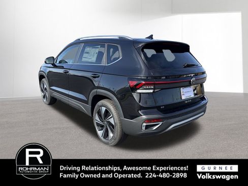 New 2026 Volkswagen Taos SE AWD/4WD image 6