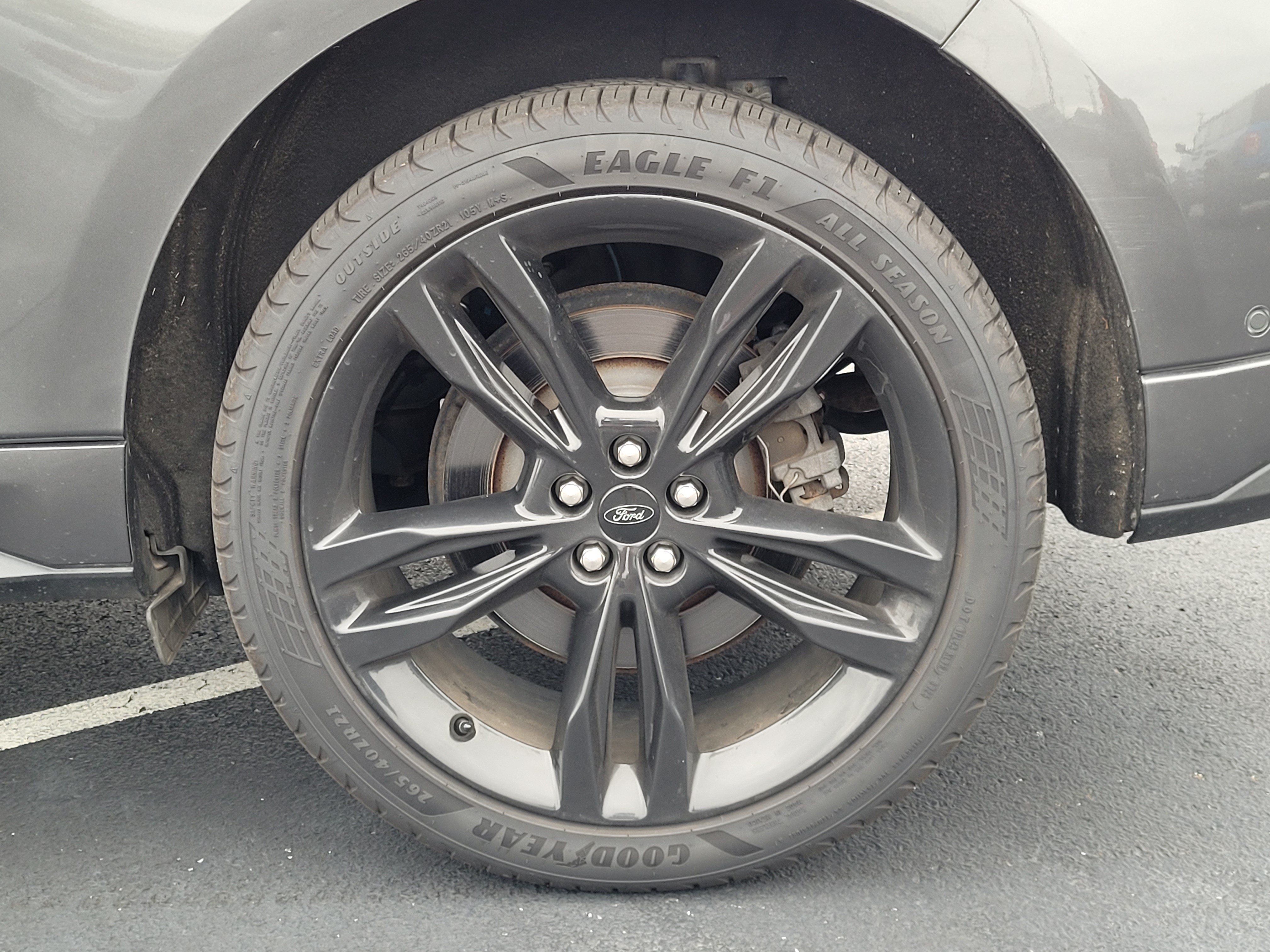 Used 2020 Ford Edge ST w/ Equipment Group 401A AWD/4WD image 10
