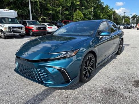 Used 2026 Toyota Camry XSE w/ Premium Plus Package FWD image 5