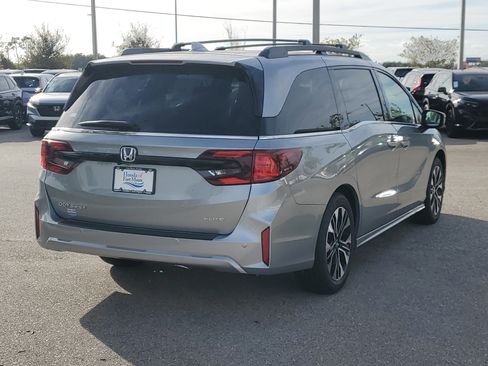 New 2026 Honda Odyssey Elite image 4