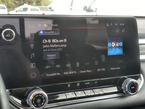 Used 2025 GMC Canyon Elevation RWD image 13