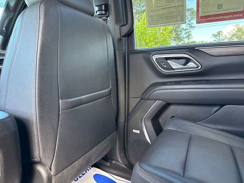 Used 2023 Chevrolet Suburban High Country AWD/4WD image 45