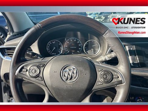 Used 2019 Buick Enclave Avenir w/ Avenir Technology Package AWD/4WD image 19