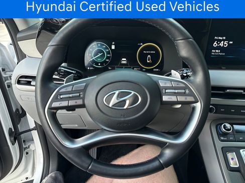 Used 2025 Hyundai Palisade SEL FWD image 16