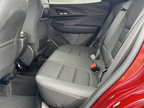 Used 2023 Chevrolet TrailBlazer RS w/ Convenience Package image 21