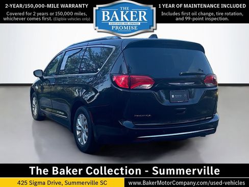 Used 2019 Chrysler Pacifica Touring-L FWD image 6