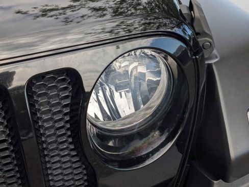 Used 2021 Jeep Wrangler Unlimited Sport w/ Sun And Sound Package image 13