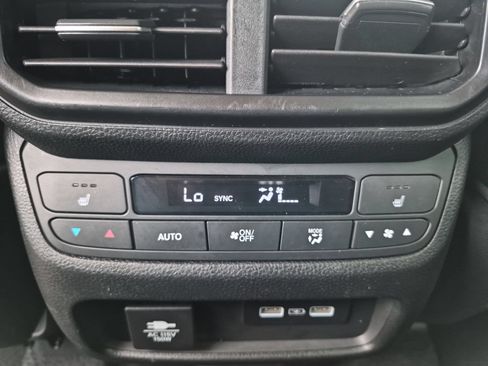 Used 2023 Honda Pilot Elite image 28