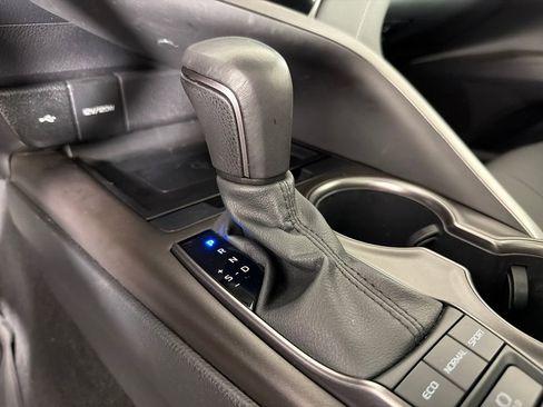 Used 2021 Toyota Camry XSE w/ Driver Assist Package image 32