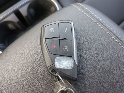 Used 2023 GMC Canyon Elevation w/ Elevation Premium Package RWD image 29