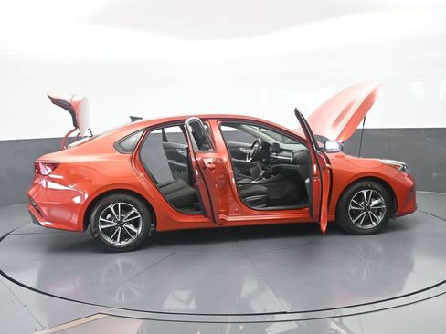 Used 2023 Kia Forte LXS w/ LXS Technology Package FWD image 65