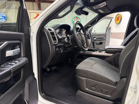 Used 2024 RAM 2500 Big Horn w/ Off Road Package AWD/4WD image 22