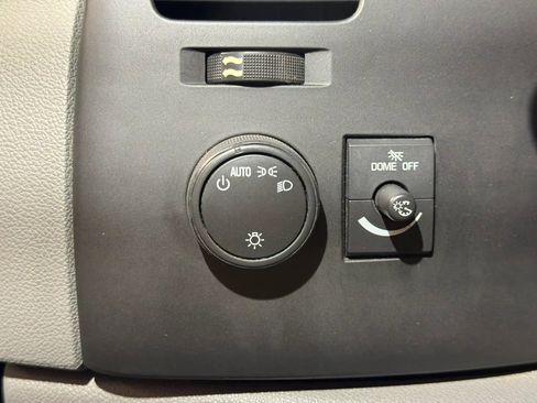 Used 2013 Chevrolet Silverado 2500 W/T w/ Snow Plow Prep Package image 15