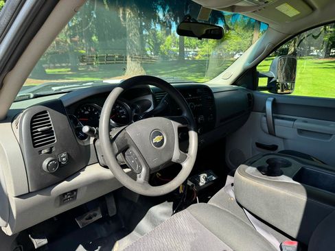 Used 2012 Chevrolet Silverado 3500 W/T RWD image 17