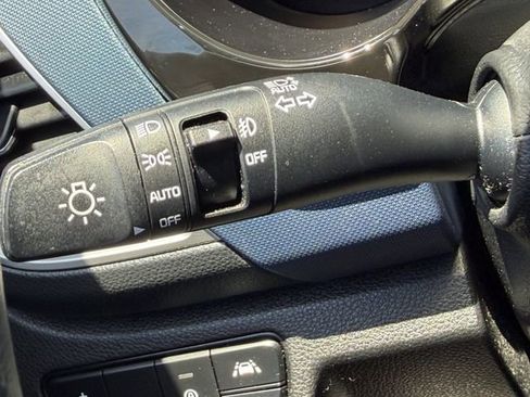 Used 2023 Kia Seltos S w/ Navigation Package FWD image 27