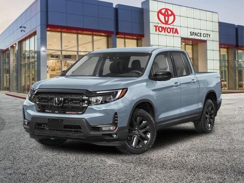 Used 2025 Honda Ridgeline Sport image 2