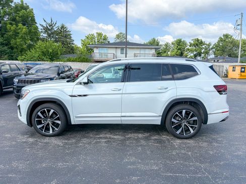 Used 2026 Volkswagen Atlas SEL Premium R-Line AWD/4WD image 9