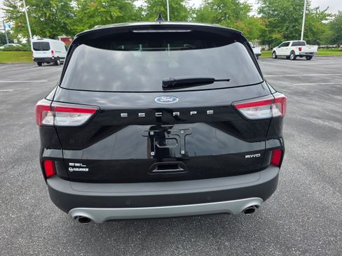 Certified 2022 Ford Escape SEL AWD/4WD image 4
