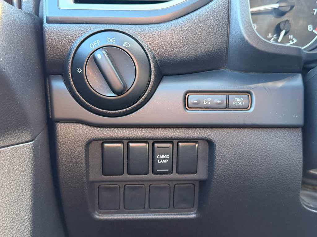 Used 2018 Nissan Titan S w/ S Utility Package AWD/4WD image 14