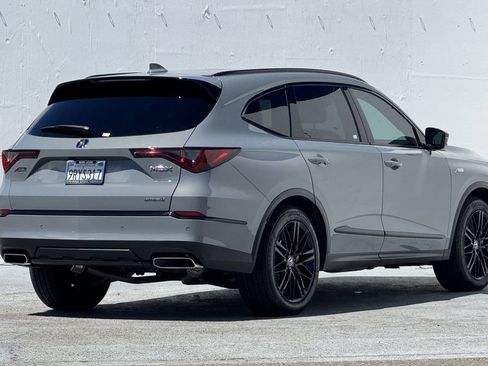 Used 2025 Acura MDX A-Spec AWD/4WD image 3
