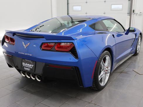 Used 2016 Chevrolet Corvette Stingray Coupe w/ 3LT Preferred Equipment Group image 5
