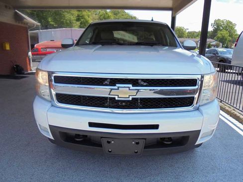 Used 2011 Chevrolet Silverado 1500 LTZ w/ LTZ Plus Package AWD/4WD image 3