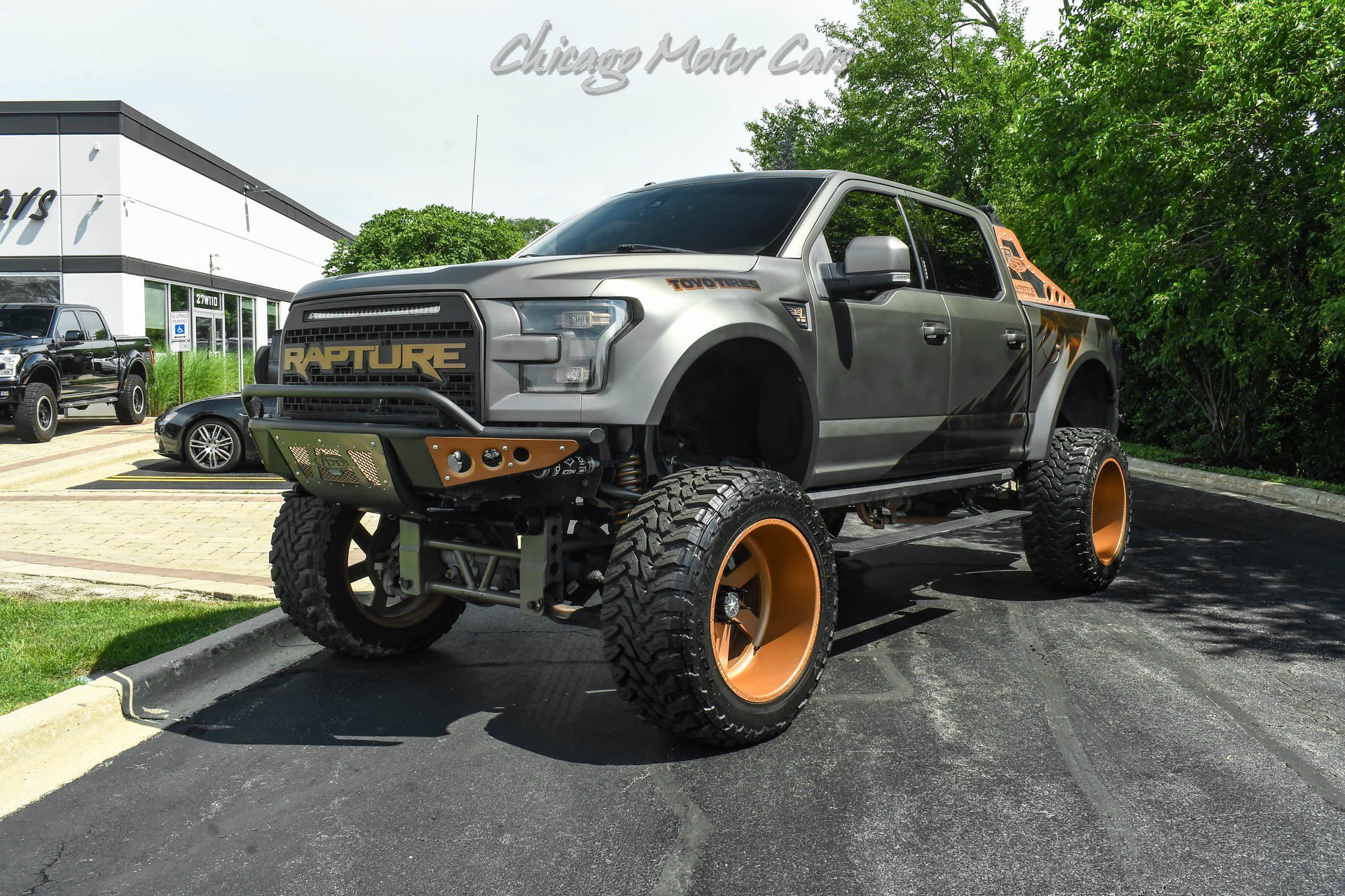 Used 2015 Ford F150 Lariat w/ Equipment Group 502A Luxury AWD/4WD image 2