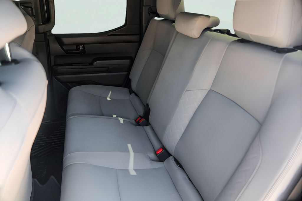 Used 2024 Toyota Tacoma SR5 AWD/4WD image 27