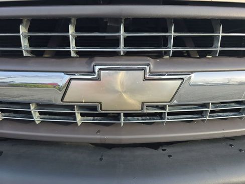 Used 2000 Chevrolet Silverado 1500 LS image 27