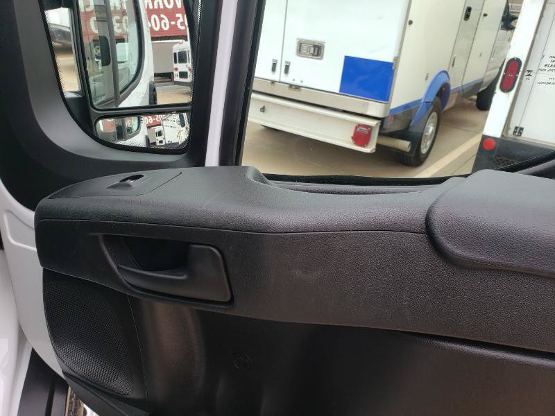 Used 2025 RAM ProMaster 2500 w/ Convenience Group FWD image 21