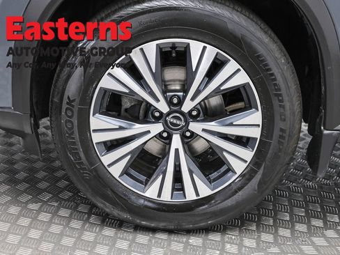 Used 2023 Nissan Rogue SV w/ SV Premium Package AWD/4WD image 34