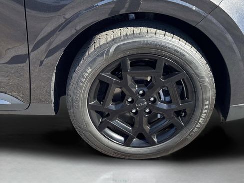 New 2026 Kia Carnival SX image 9