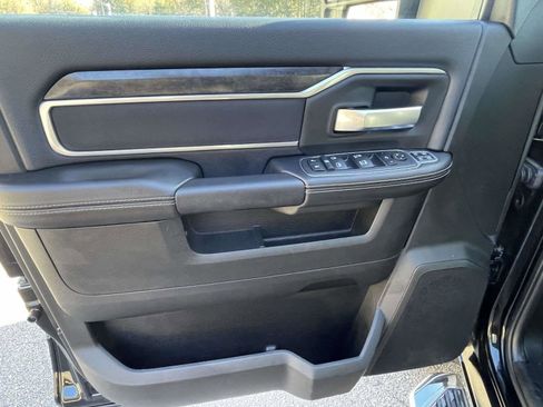 Used 2024 RAM 2500 Big Horn w/ Bed Utility Group image 13