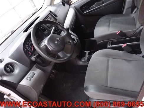 Used 2014 Nissan NV200 S w/ Back Door Glass Package image 10