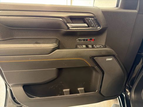 Used 2024 GMC Sierra 1500 AT4 w/ Technology Package image 15
