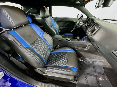 Used 2018 Dodge Challenger R/T w/ Performance Handling Group image 33