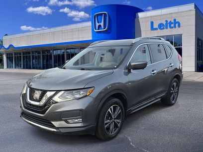 Used 2017 Nissan Rogue SL w/ SL Premium Package
