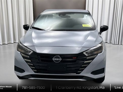 New 2025 Nissan Versa SR w/ Trunk Package image 2