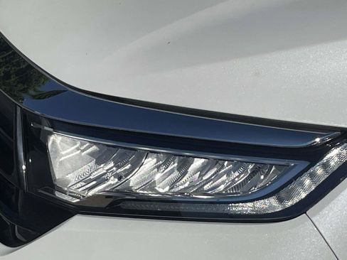 Used 2023 Honda Odyssey Elite image 9