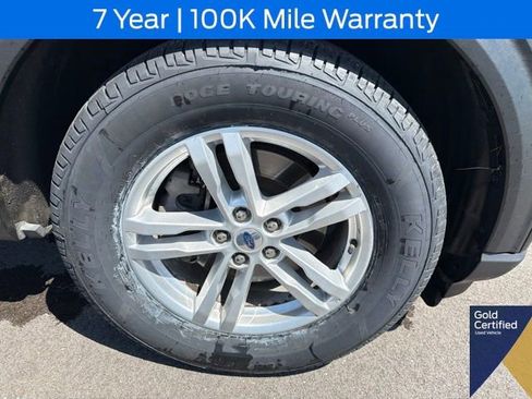 Used 2023 Ford Explorer XLT w/ Equipment Group 202A AWD/4WD image 6