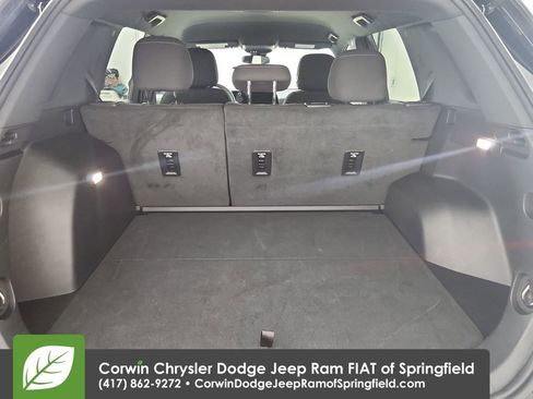 Used 2026 Chevrolet Equinox LT FWD image 30