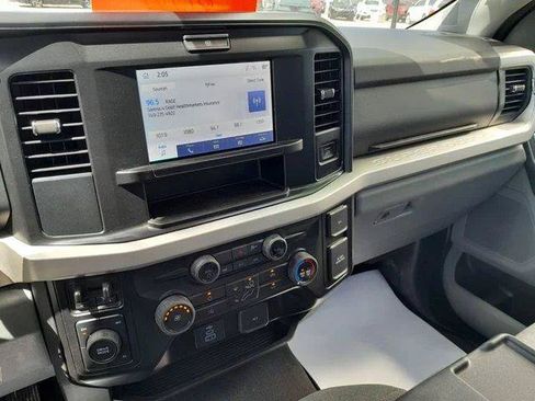 Used 2026 Ford F250 XLT AWD/4WD image 19