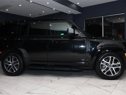 Used 2023 Land Rover Defender 110 X-Dynamic SE image 53