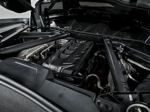 Used 2023 Chevrolet Corvette Stingray Preferred Cpe w/ Z51 Performance Package RWD image 11
