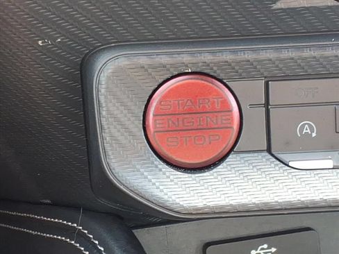 Used 2025 Ford Mustang GT Premium RWD image 28